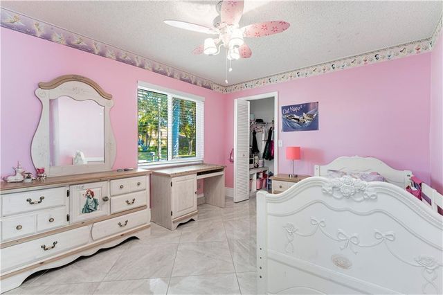 7200 SW 20th Street, Plantation, FL 33317