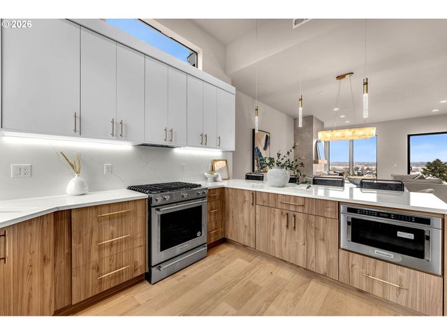 2509 E 6TH St, Vancouver, WA 98661