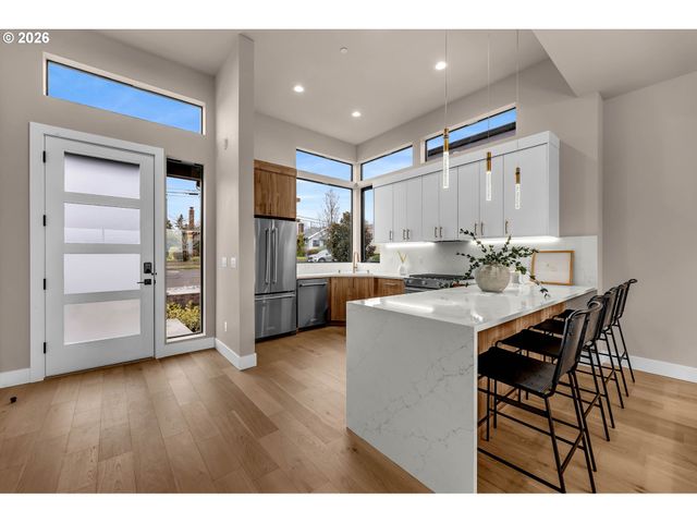 2509 E 6TH St, Vancouver, WA 98661