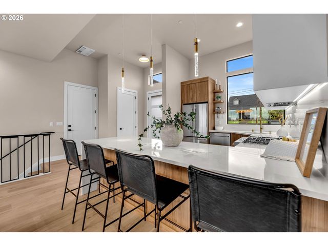 2509 E 6TH St, Vancouver, WA 98661