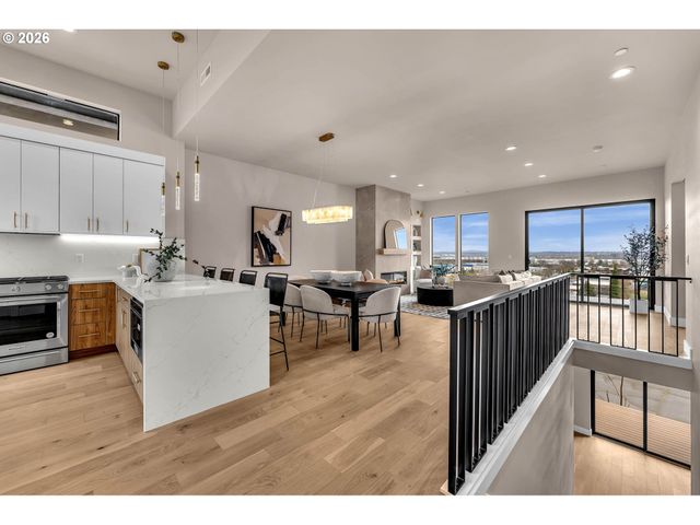 2509 E 6TH St, Vancouver, WA 98661