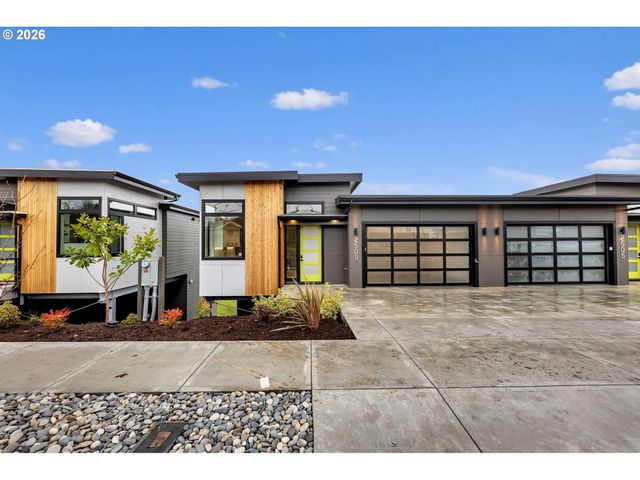 2509 E 6TH St, Vancouver, WA 98661