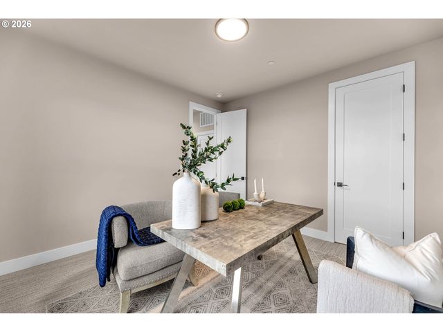 2509 E 6TH St, Vancouver, WA 98661