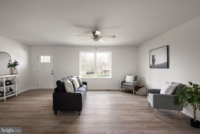 268 DAWN LN, Harpers Ferry, WV 25425