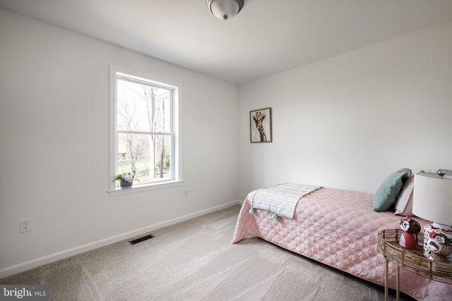 268 DAWN LN, Harpers Ferry, WV 25425