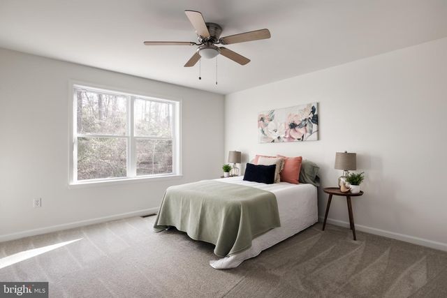 268 DAWN LN, Harpers Ferry, WV 25425