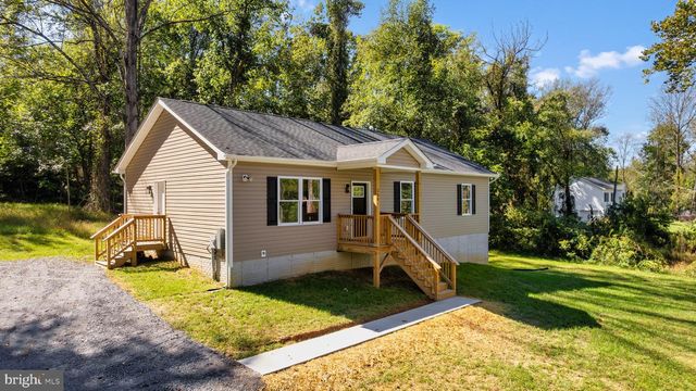 268 DAWN LN, Harpers Ferry, WV 25425