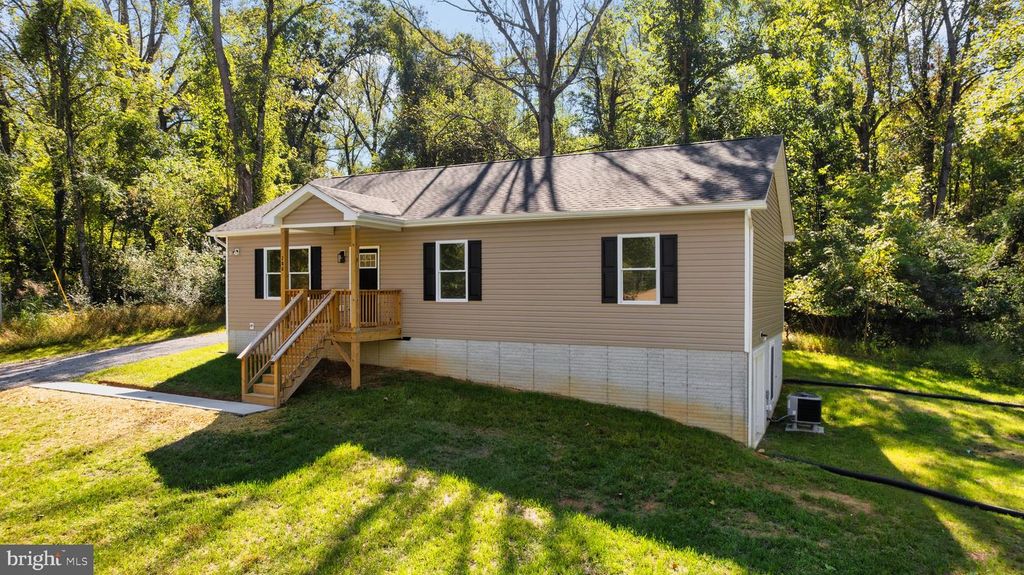 268 DAWN LN, Harpers Ferry, WV 25425