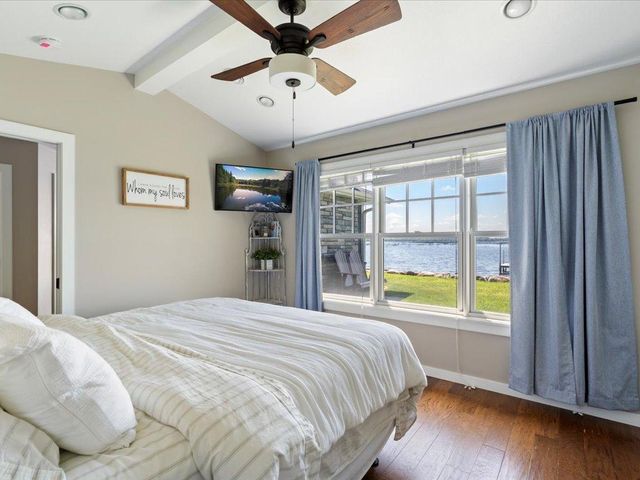 10323 Gull Point Rd, East Gull Lake, MN 56401