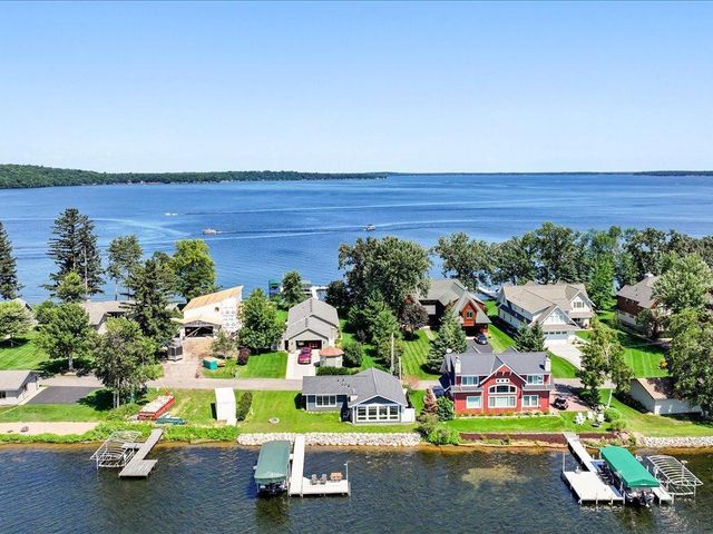 10323 Gull Point Rd, East Gull Lake, MN 56401