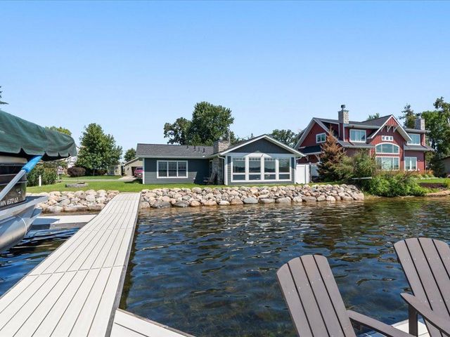 10323 Gull Point Rd, East Gull Lake, MN 56401