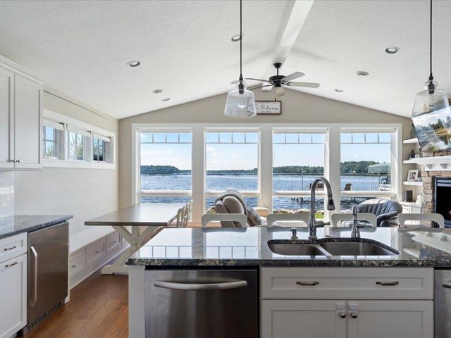 10323 Gull Point Rd, East Gull Lake, MN 56401