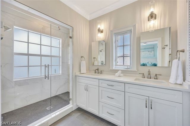 1500 Pelican AVE, Naples, FL 34102