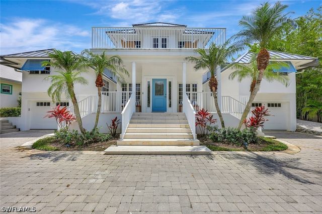 1500 Pelican AVE, Naples, FL 34102