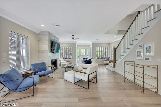 1500 Pelican AVE, Naples, FL 34102