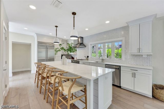 1500 Pelican AVE, Naples, FL 34102