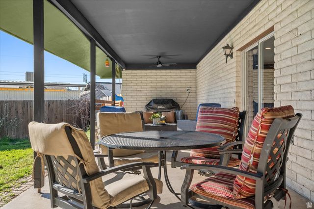 1593 E SECLUDED CIR, Ogden, UT 84403