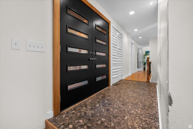 1593 E SECLUDED CIR, Ogden, UT 84403