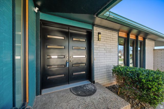 1593 E SECLUDED CIR, Ogden, UT 84403