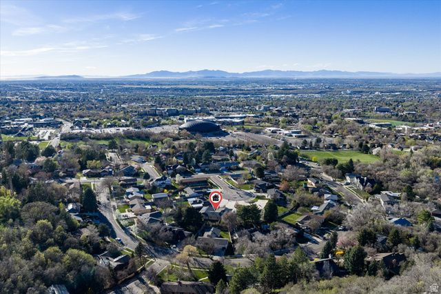 1593 E SECLUDED CIR, Ogden, UT 84403