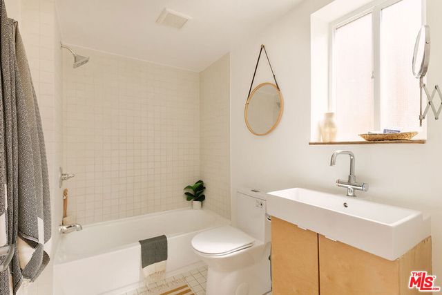 3021 Johnston Street, Los Angeles, CA 90031