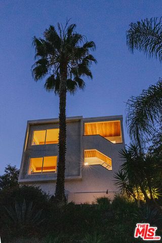 3021 Johnston Street, Los Angeles, CA 90031