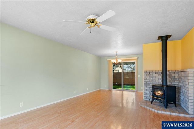 5240 Woodwind Ct N, Keizer, OR 97303