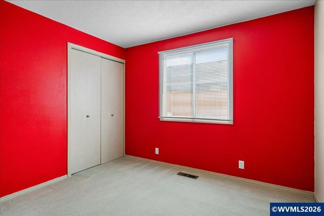 5240 Woodwind Ct N, Keizer, OR 97303