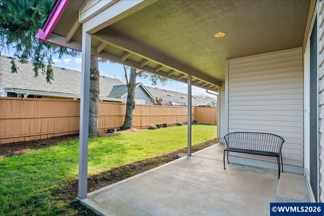 5240 Woodwind Ct N, Keizer, OR 97303