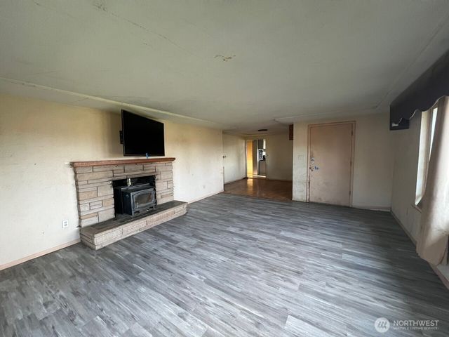 502 17th Avenue SW, Puyallup, WA 98371