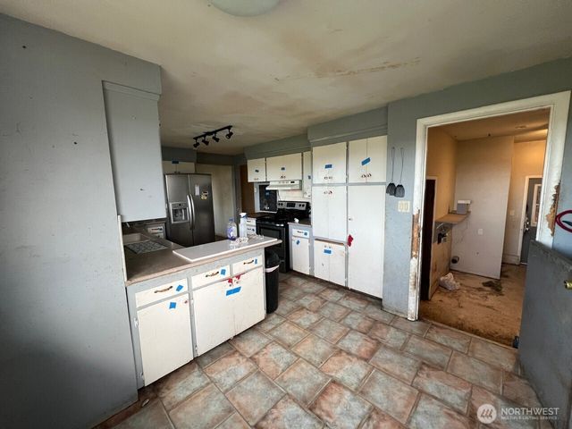 502 17th Avenue SW, Puyallup, WA 98371