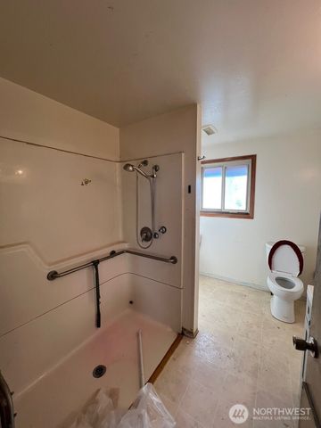 502 17th Avenue SW, Puyallup, WA 98371