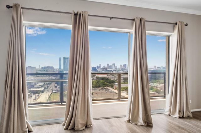 2929 Buffalo Speedway A1806, Houston, TX 77098