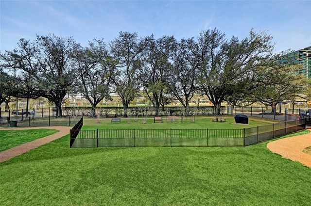 2929 Buffalo Speedway A1806, Houston, TX 77098