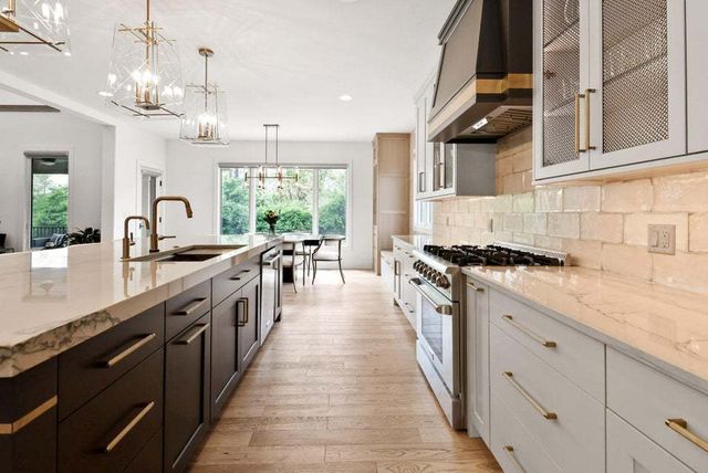 3703 Brigata Drive, Valparaiso, IN 46385