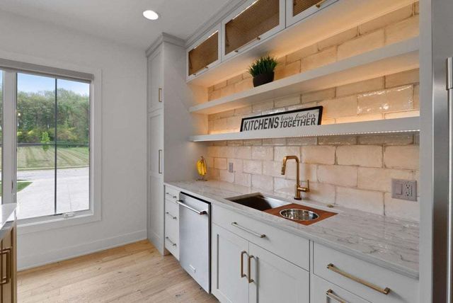 3703 Brigata Drive, Valparaiso, IN 46385