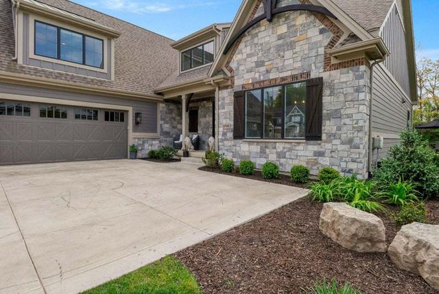 3703 Brigata Drive, Valparaiso, IN 46385