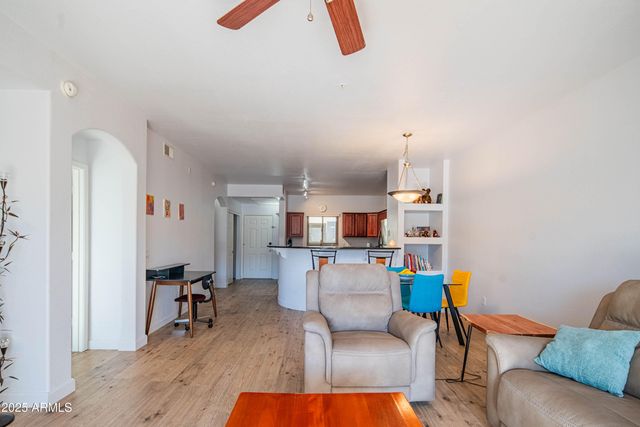 920 E DEVONSHIRE Avenue 3025, Phoenix, AZ 85014