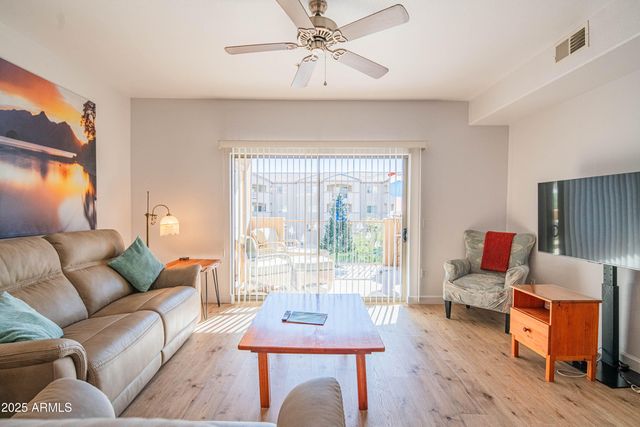 920 E DEVONSHIRE Avenue 3025, Phoenix, AZ 85014