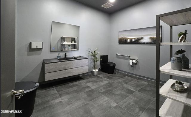 920 E DEVONSHIRE Avenue 3025, Phoenix, AZ 85014