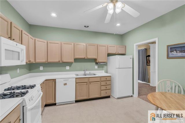 446 Bluebird Drive 446, Monroe, NJ 08831