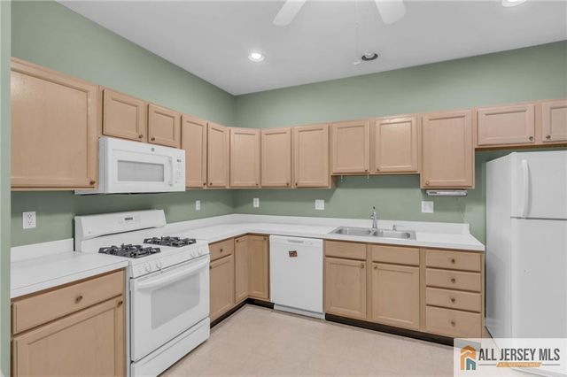 446 Bluebird Drive 446, Monroe, NJ 08831