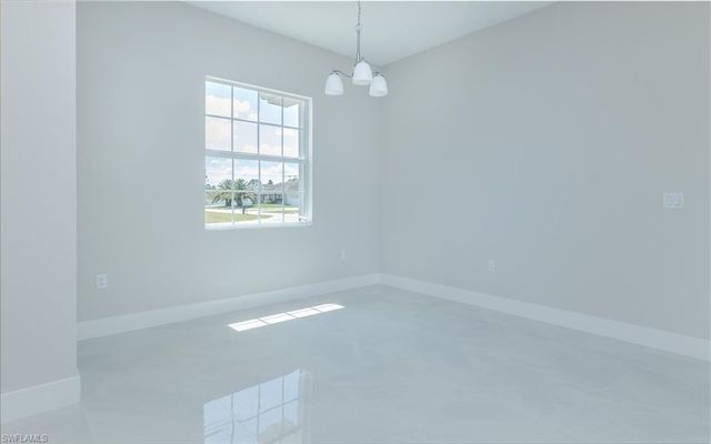 423 Yolanda ST, Lehigh Acres, FL 33972