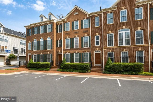 7979 VIGNE CT, Vienna, VA 22182