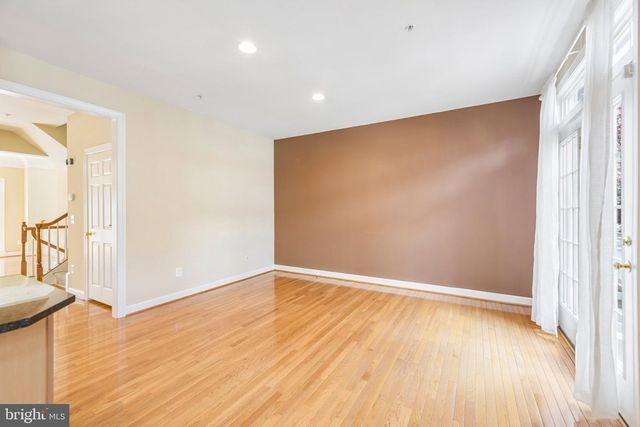 7979 VIGNE CT, Vienna, VA 22182