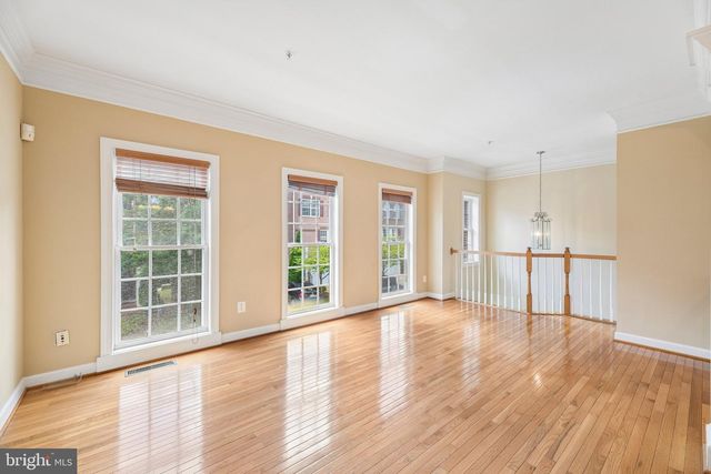 7979 VIGNE CT, Vienna, VA 22182