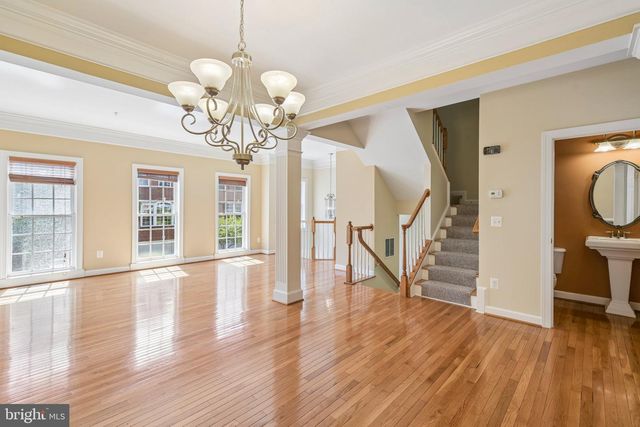 7979 VIGNE CT, Vienna, VA 22182