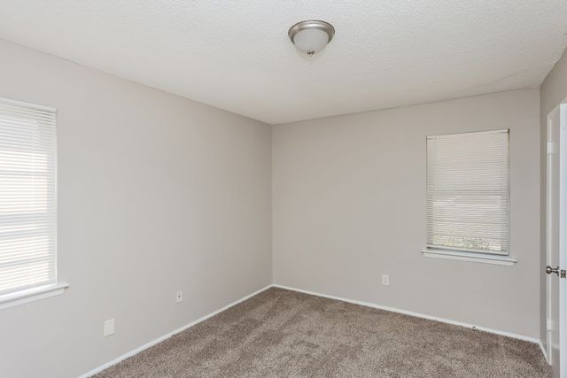 604 Stonewall Drive, Euless, TX 76039