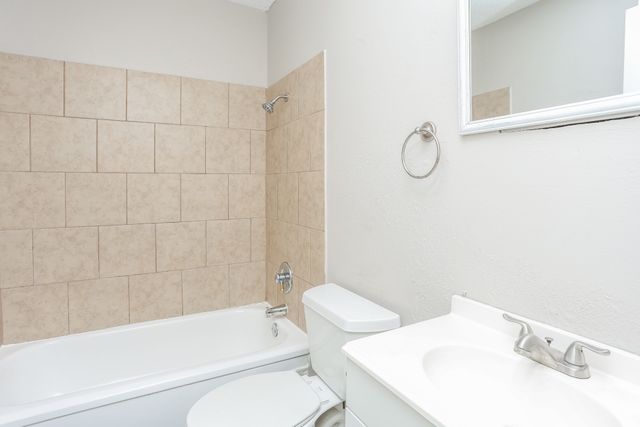 604 Stonewall Drive, Euless, TX 76039