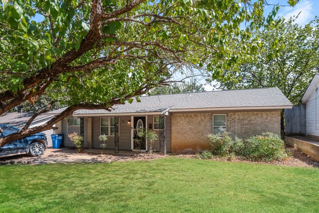 604 Stonewall Drive, Euless, TX 76039